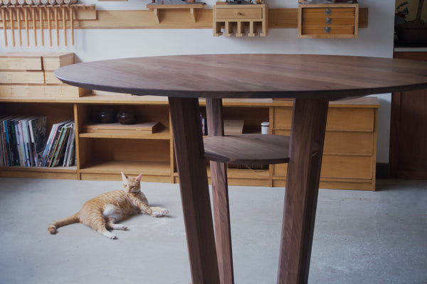 Roundabout Bar Table